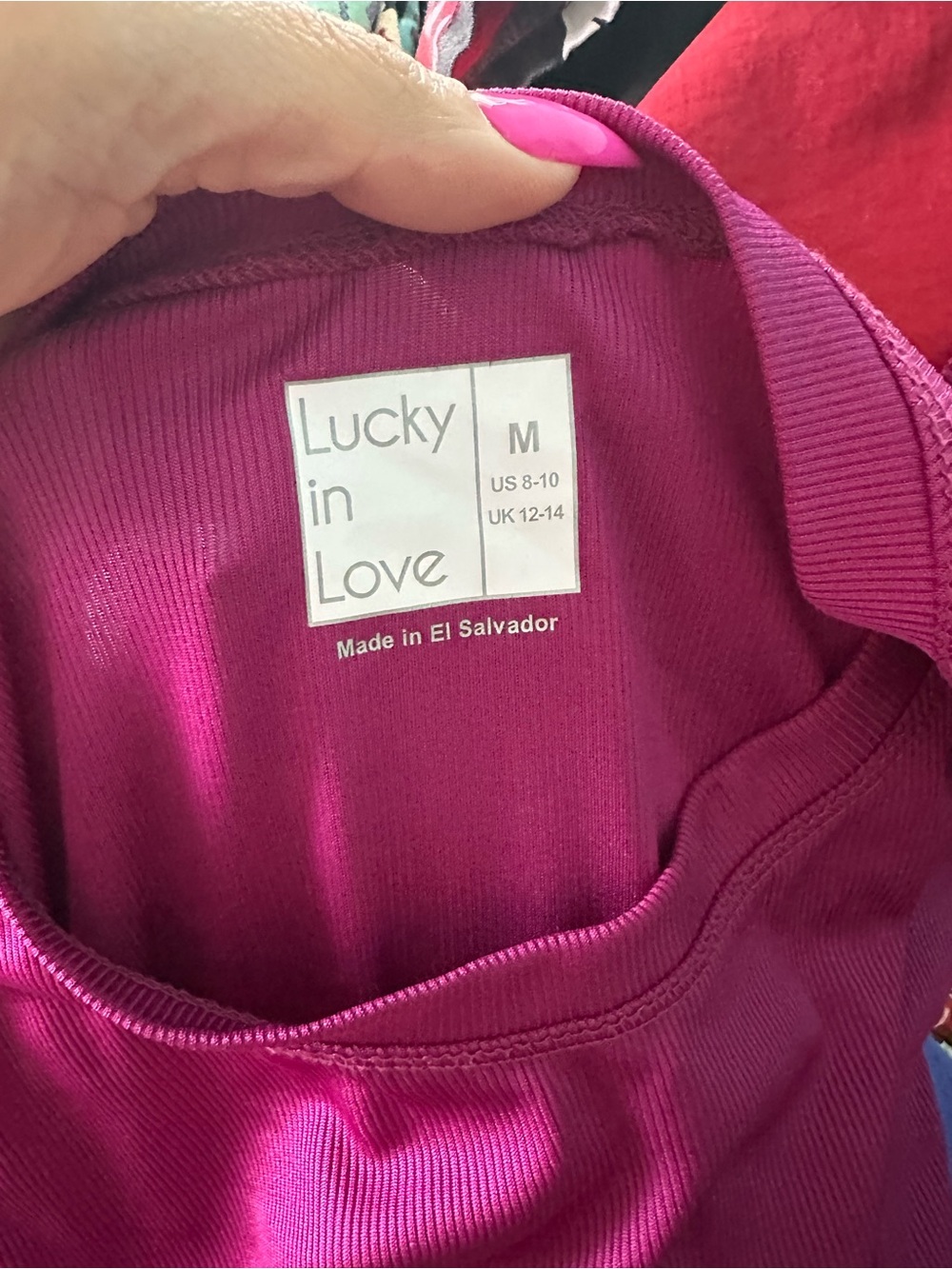 #150 Lucky In Love Flirty Sleeve Active Shirt Top M - Picture 5 of 6